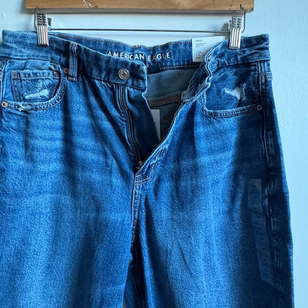 NWT AMERICAN EAGLE  Strigid Curvy Mom Jeans - Picture 6 of 10